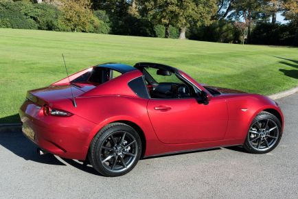 What Is a Targa Top?