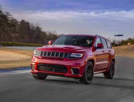 Jeep Grand Cherokee Trackhawk vs Dodge Charger Hellcat Redeye: Which Supercharged Masterpiece Is Faster?