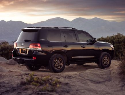 There’s 1 Crucial Reason To Avoid a 2021 Toyota Land Cruiser