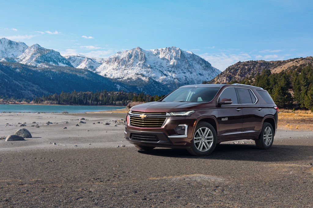 2022 Chevy Traverse deals available on this crossover SUV | General Motors