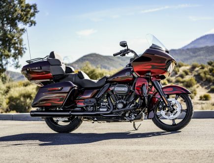 2022 Harley-Davidson CVO Baggers: Big Twins and Big Flames