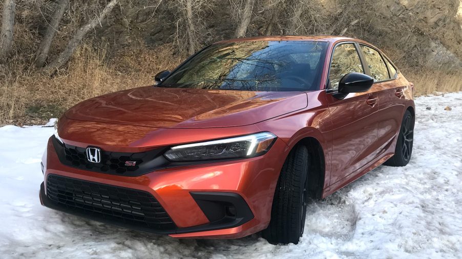 2022 Honda Civic Si sitting in the snow