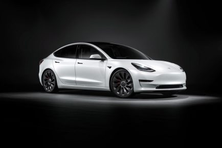 The Tesla Model 3 Delivered Without Brake Pads Was ‘Normal’