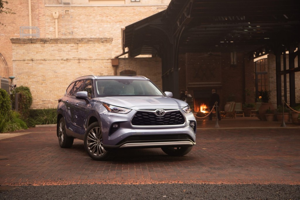2022 Toyota Highlander Platinum