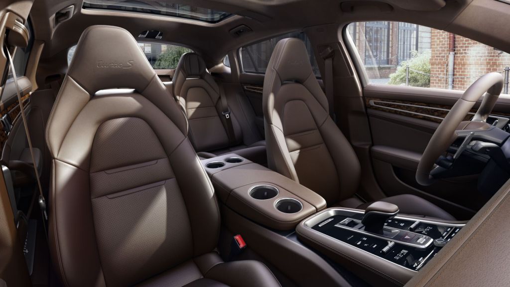 Club leather seats in a fully loaded new 2022 Porsche Panamera Turbo S E-Hybrid Executive