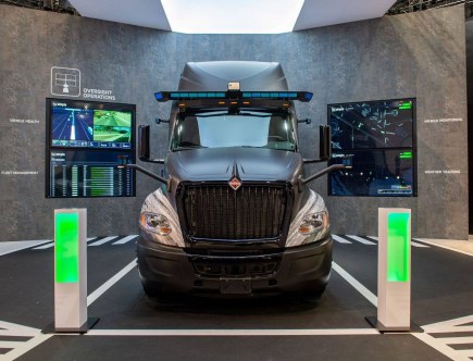 Truck Driver Shortage: Self-Driving Robot Trucks Could Solve the Problem