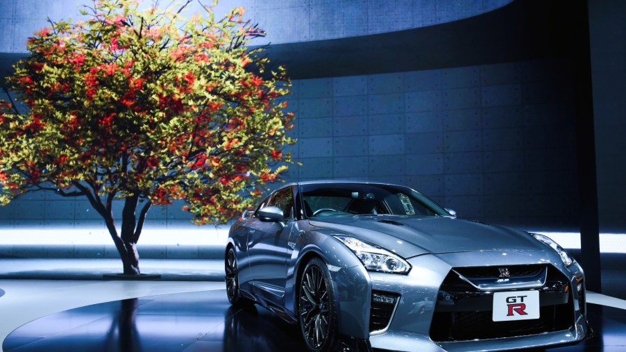 These new cars like the Nissan GT-R need a redesign