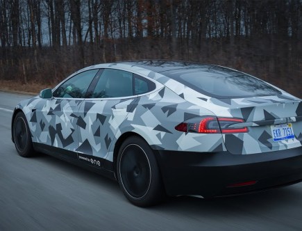 Tesla Model S Is a 750-Mile EV With ONE Gemini Battery Swap