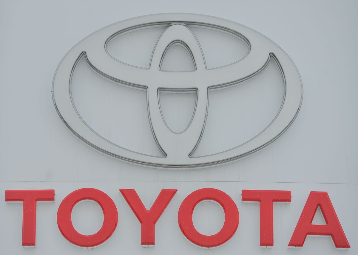 Toyota Reportedly Wants to Start Refurbishing Cars Like Cellphones
