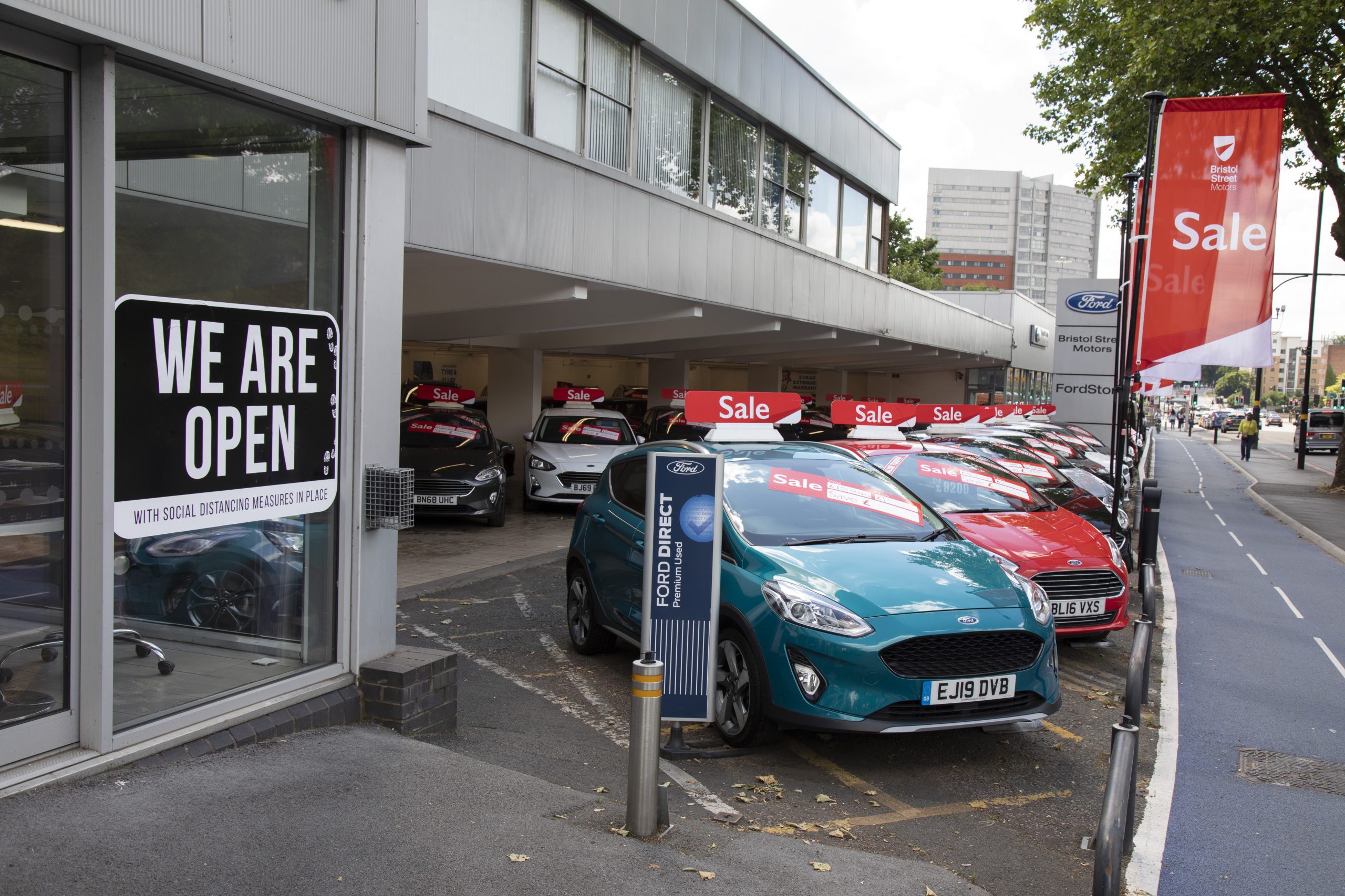 A full used car lot, now a rare sight amid the surge in used car prices everywhere