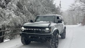 2021 Ford Bronco in snow