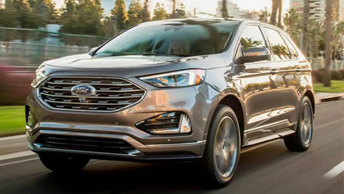 2022 Ford Edge on the road