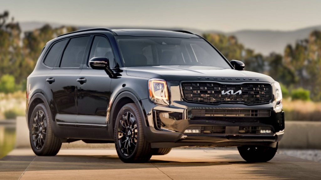 Black 2022 Kia Telluride posed. The Telluride scores high in IIHS ratings.