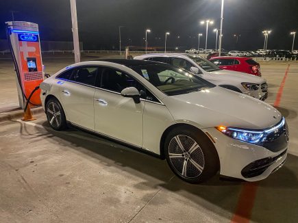 Is the 2022 Mercedes-Benz EQS 450+ a Hassle Without Level 2 Home Chargers?