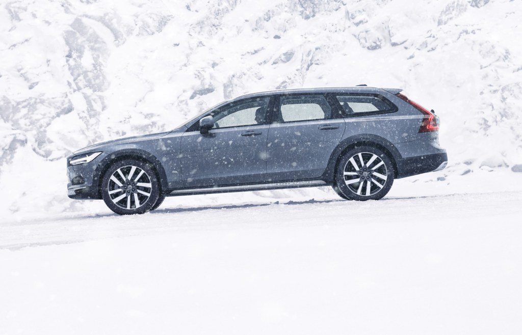 The 2022 Volvo V90 Cross Country is one of the best cars for snow driving