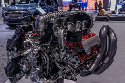 5 Incredible C8 Corvette Z06 LT6 V8 Details Beyond Its Flat-Plane Crank