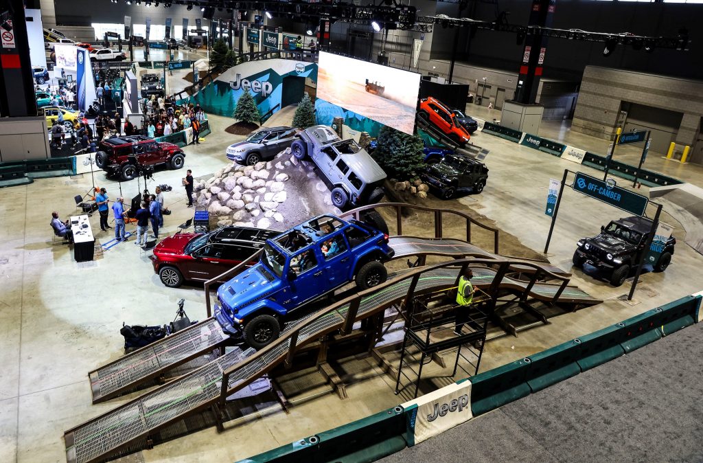 An overhead view of the Jeep off-road course at the 2021 Chicago Auto Show