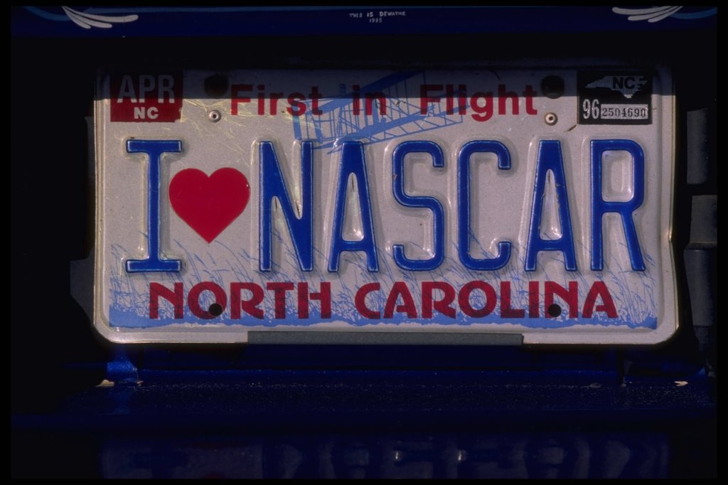 An I heart NASCAR customized license plate from the state of North Caroline.
