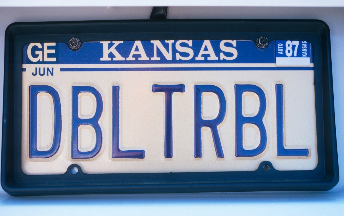 Do Custom License Plates Attract Police?