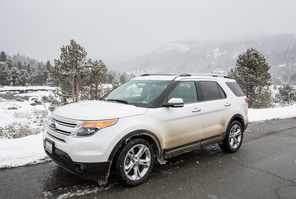 Ford Explorer on a snowy road