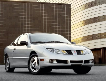 The Pontiac Sunfire GT Is a 90s Sleeper Sports Coupe That You All Slept on