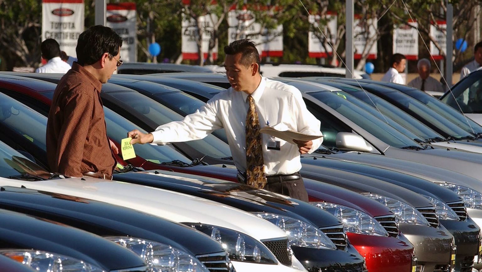 5 Tips For Shopping For a Car Online
