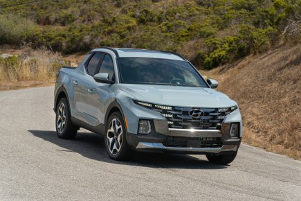 Pros and Cons of the 2022 Hyundai Santa Cruz to Consider Before Buying
