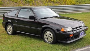 A 1987 Honda CRX Si in black
