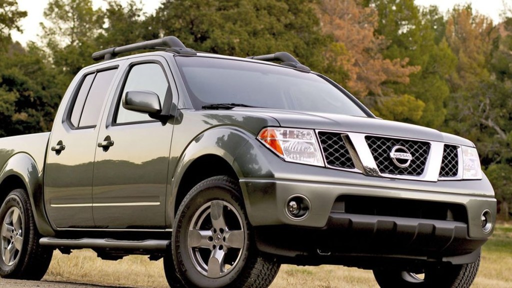 2008 Nissan Frontier posed