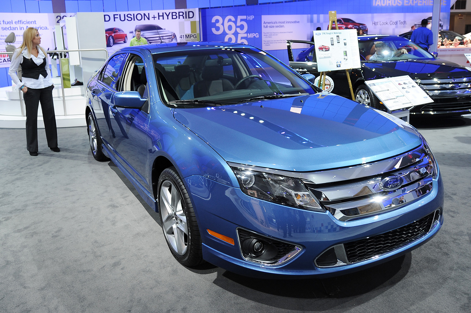 2010 Ford Fusion Hybrid displayed during the second press preview day at the 2010 North American International Auto Show