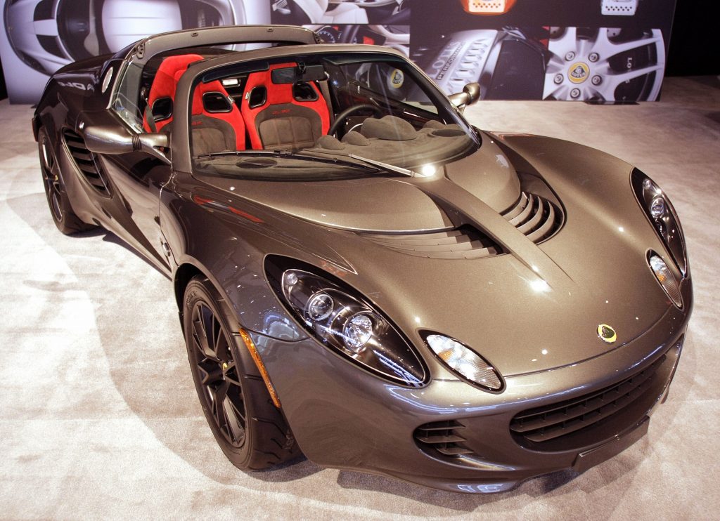 A gray 2010 Lotus Elise at the 2010 North American International Auto Show