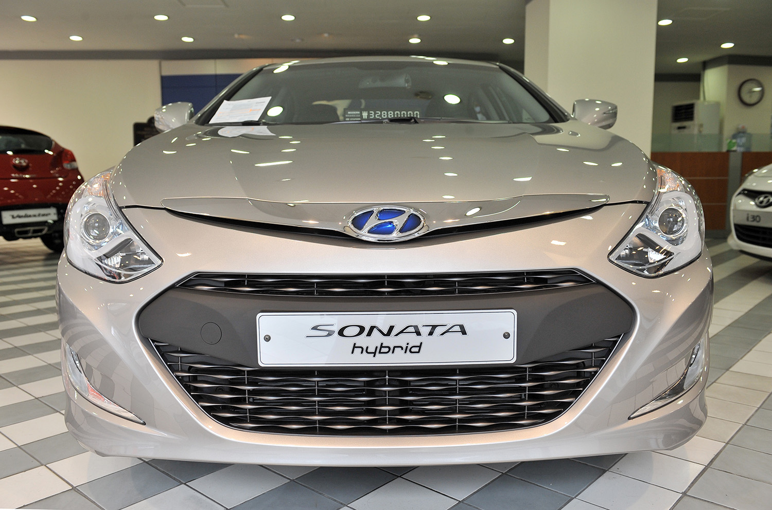 2013 Hyundai Sonata Hybrid Sedan at dealership in Seoul South Korea
