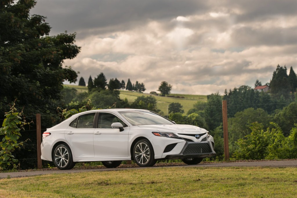 2019 Toyota Camry SE