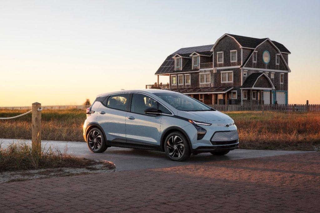 2022 Chevy Bolt EV - How does Chevy Super Cruise work? hands-free self-driving technology 