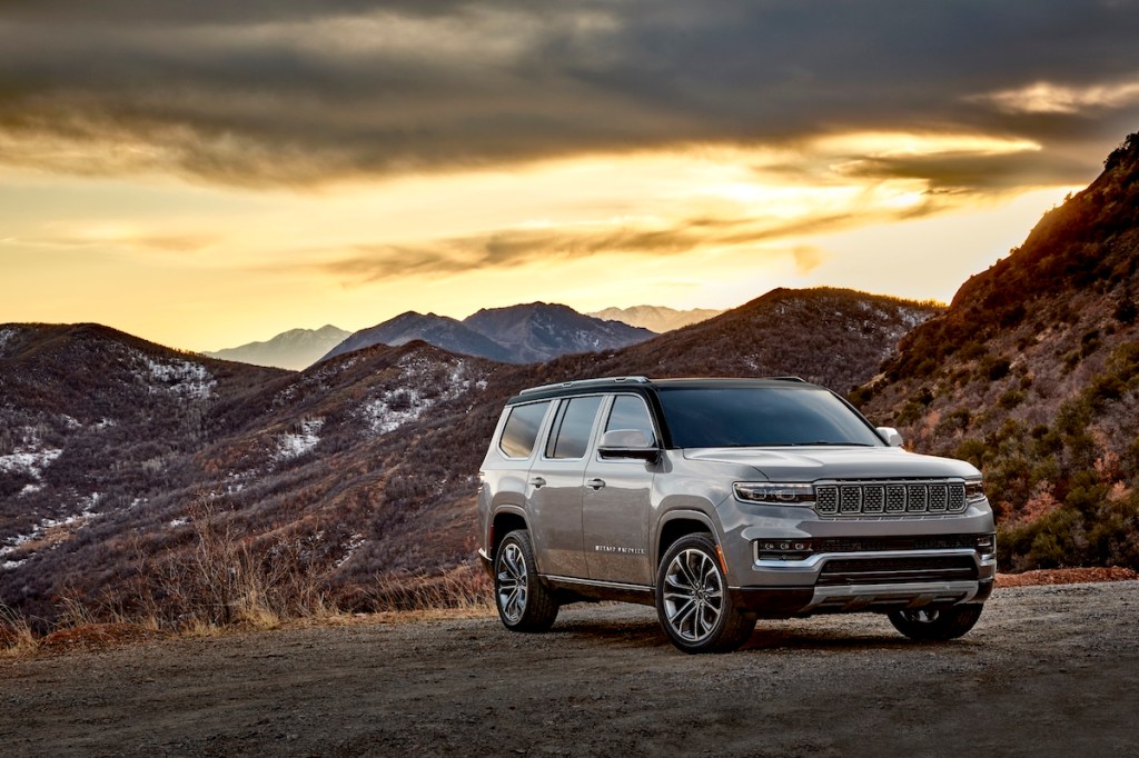 2022 Jeep Grand Wagoneer Series III - Jeep, Ram, Chrysler, and Dodge all use the same infotainment system Uconnect