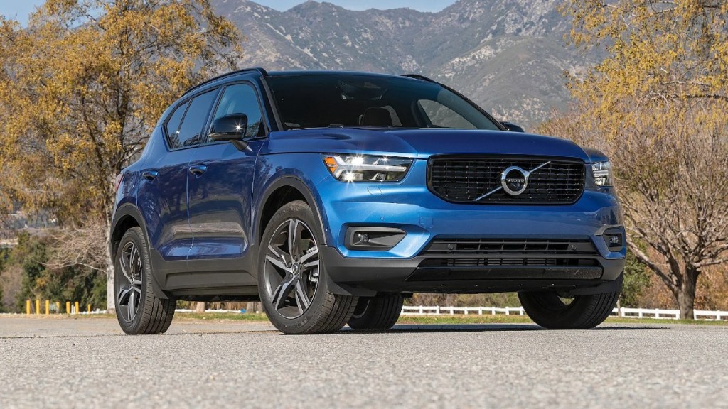 Blue 2022 Volvo XC40 luxury SUV posed