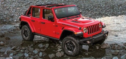 Does the 2022 Jeep Wrangler 4xe Deserve the Women’s World Car of the Year 4×4 Award?