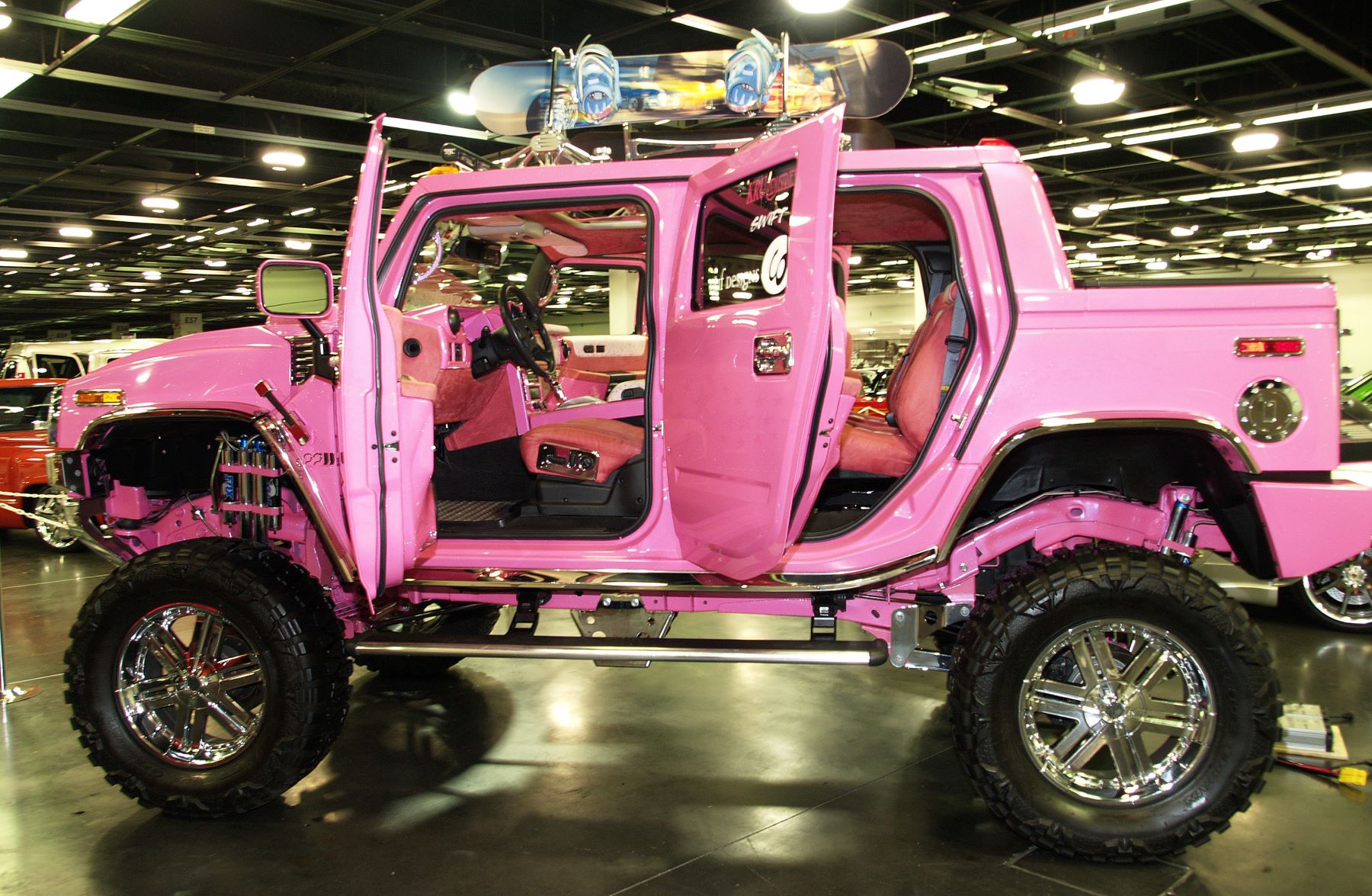 Britney Spears' pink Hummer H2 used for the 'Do Somethin' music video