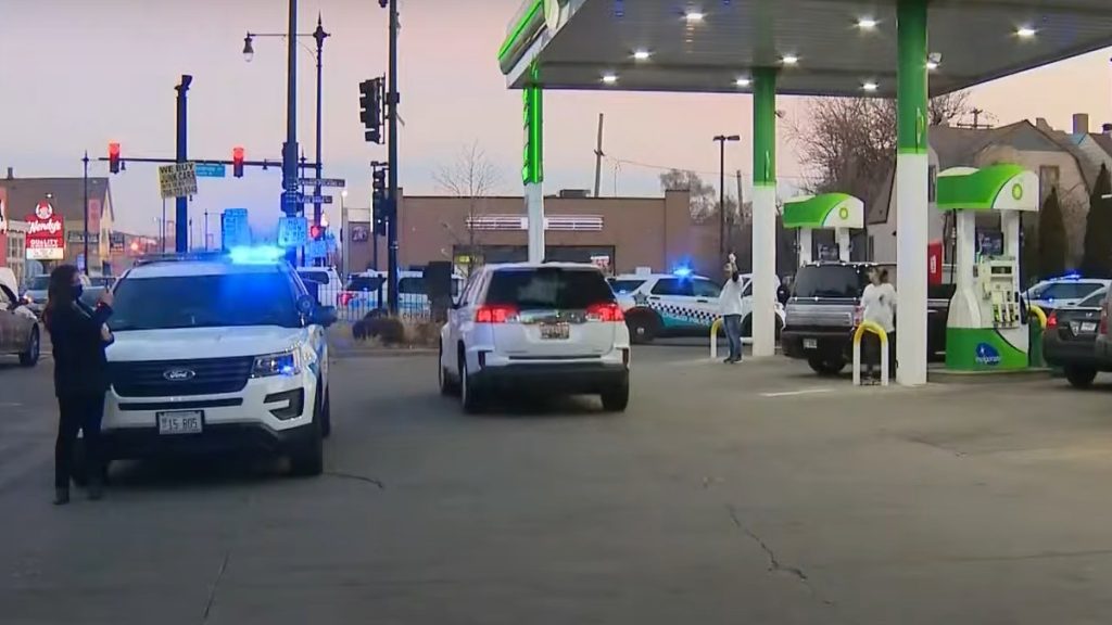 Drivers getting free gas in Chicago after businessman made donation for free fuel