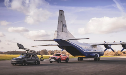 Watch the 2023 Ford Ranger Raptor Jump out of a Plane