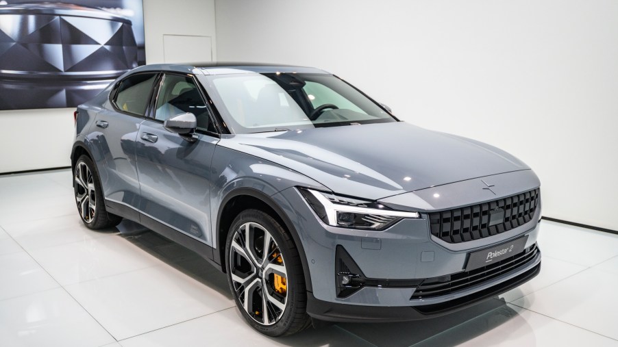 Polestar 2 electric fastback single-motor just released in US, how much is a Polestar 2 single-motor?