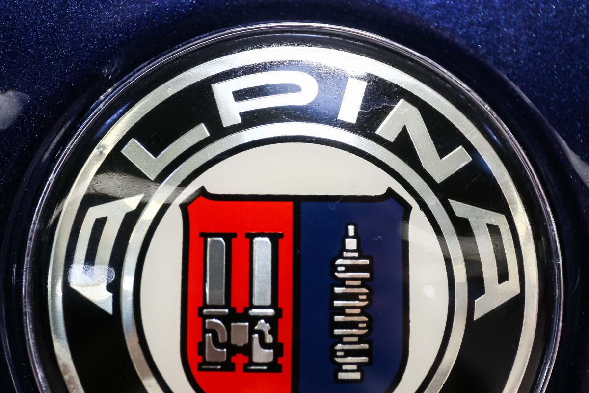 A close up image of Alpina's brand emblem
