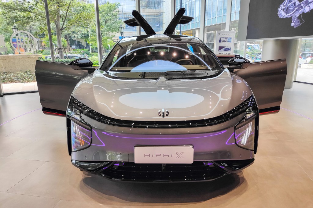 Human Horizons Super SUV HiPhi X has two new models out now in China. The model has been wildly successful in the Chinese market.