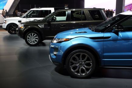 Only 1 Luxury Car Is Rated Lower Than the Land Rover Lineup on Consumer Reports