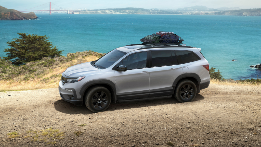 Lunar Silver Metallic 2022 Honda Pilot with the San Francisco Bay in the background