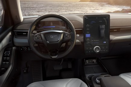 4 Vehicle Infotainment Trends to Watch in 2022