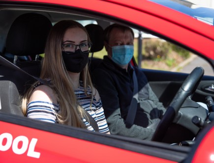 3 Gas-Saving Driving Habits, According to a Driving School Instructor