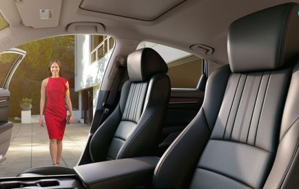 Which Honda Accord Models Have Leather Seats?