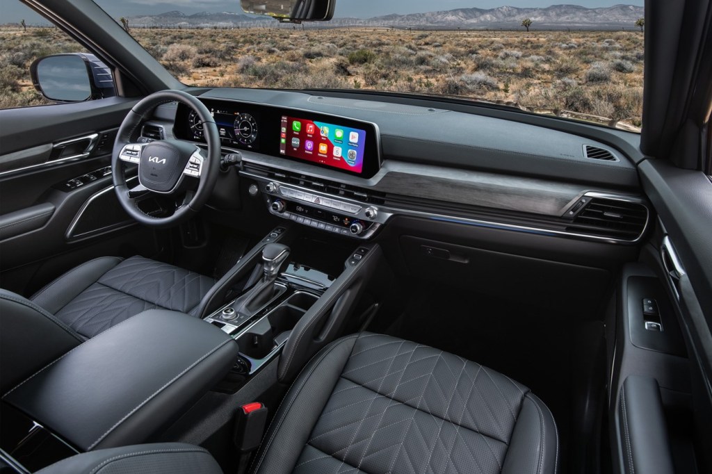 2023 Kia Telluride new interior refreshed with new technology and features.