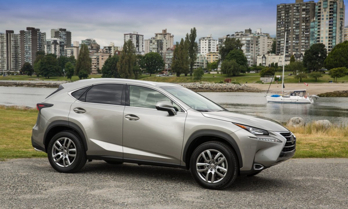 A 2014 Lexus NX has an impressive off-road approach angle of 28 degrees. 